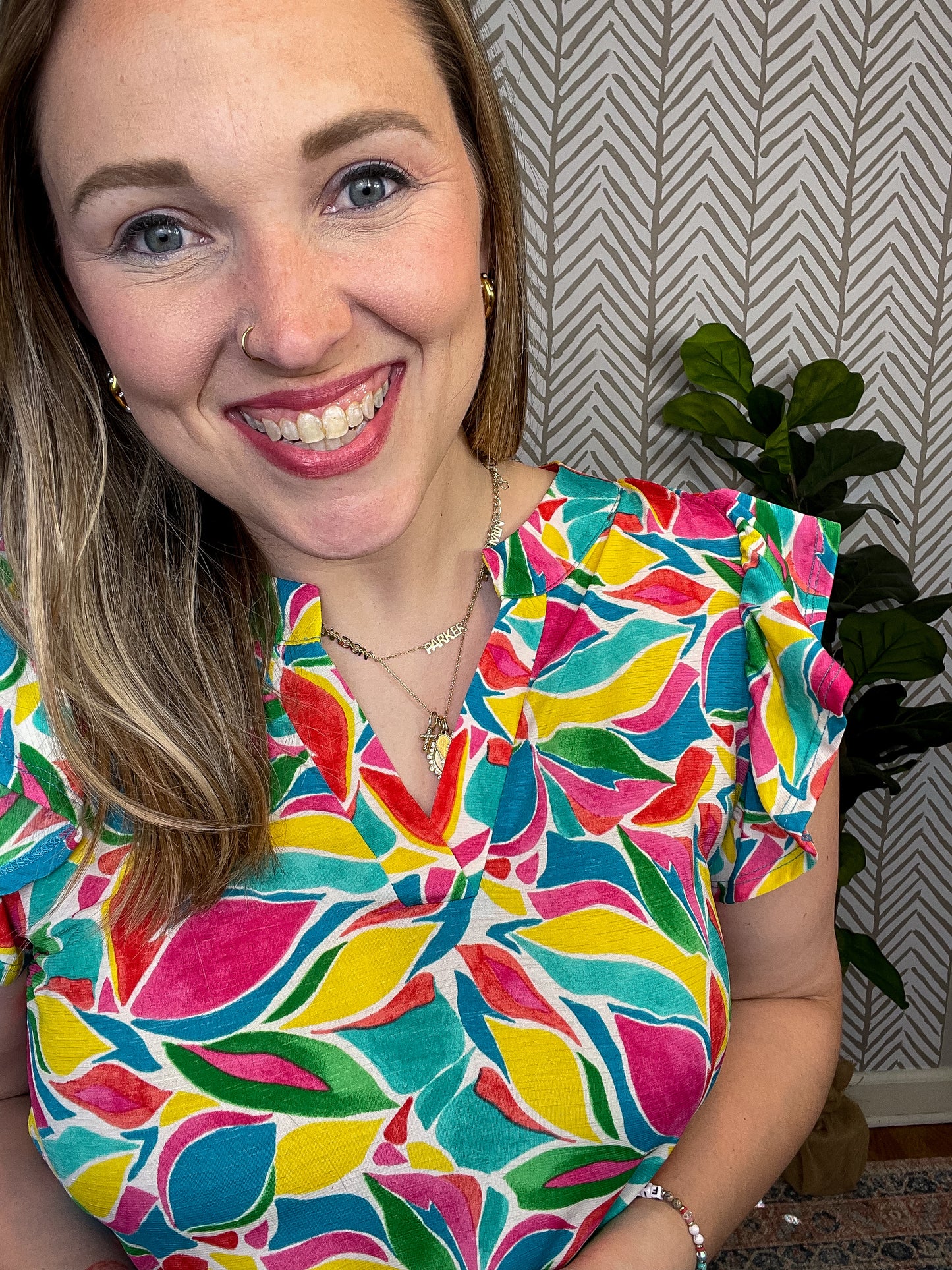 Lizzy Flutter Sleeve Top in Teal and Red Mod Floral