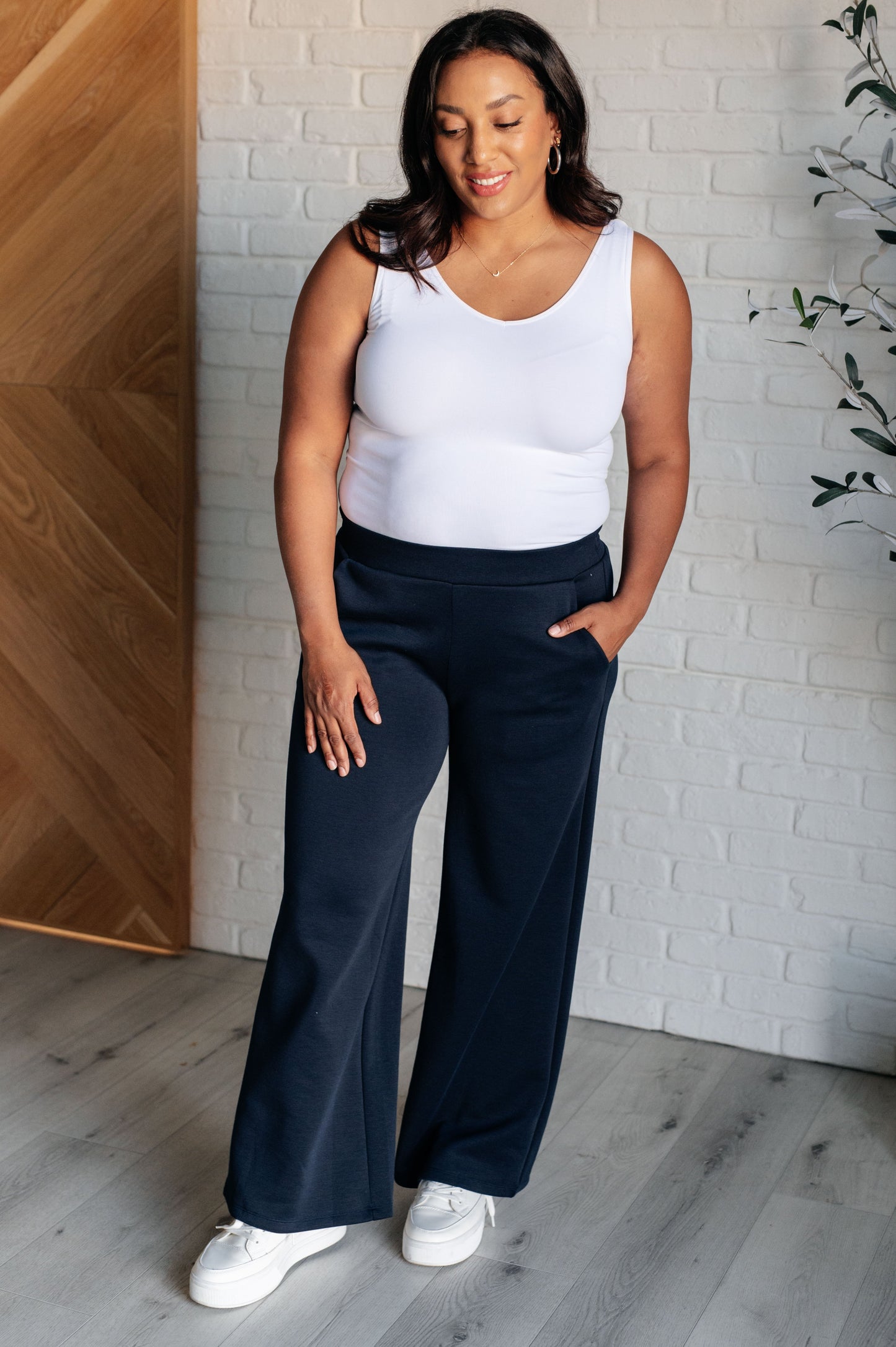 Resort Travel Wide Leg Pant in Navy