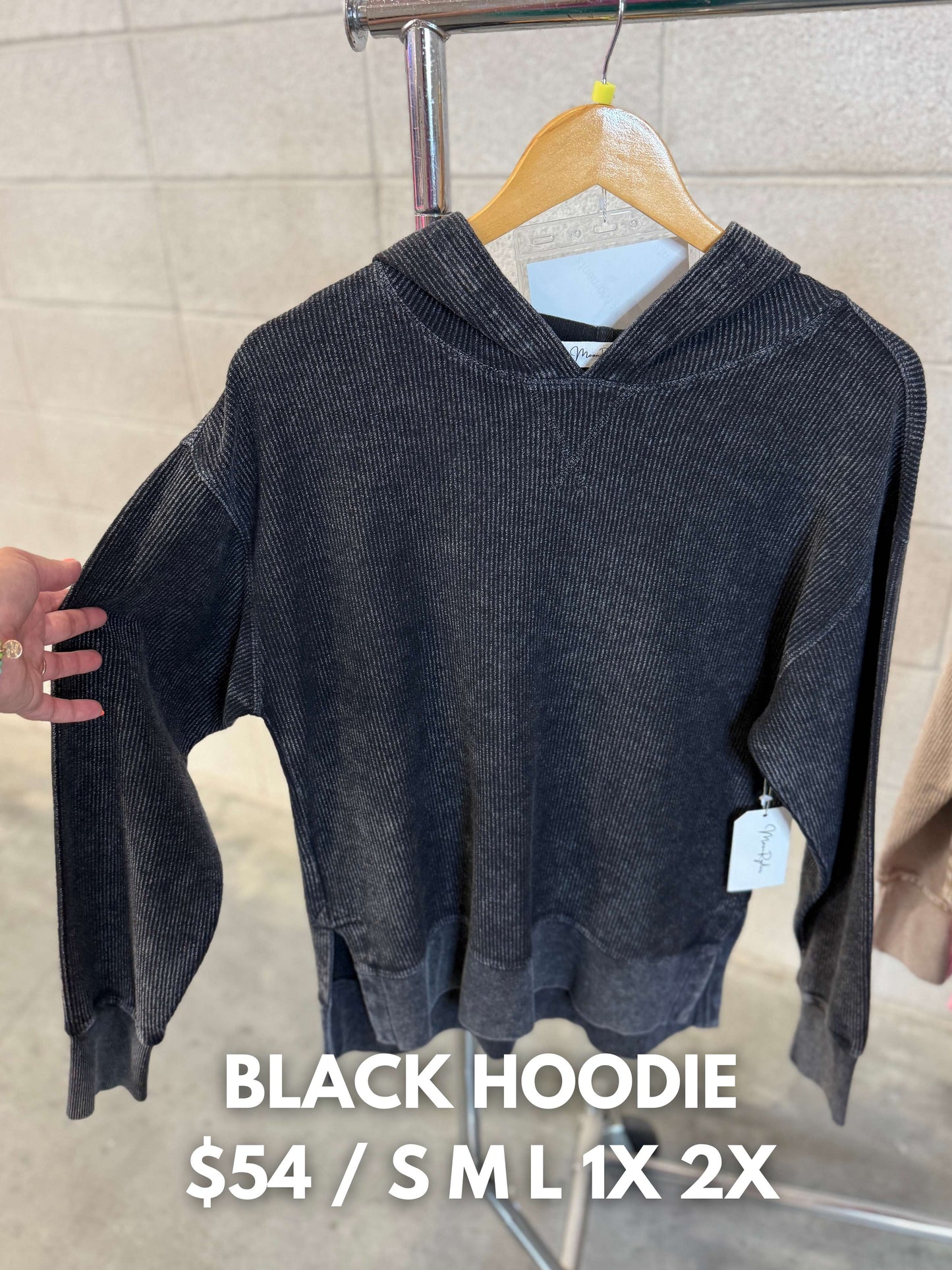 LAS VEGAS LIVE MOONRYDER PULLOVERS + PANTS
