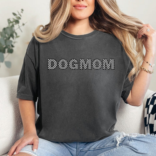 Dogmom Checker Comfort Colors Tee