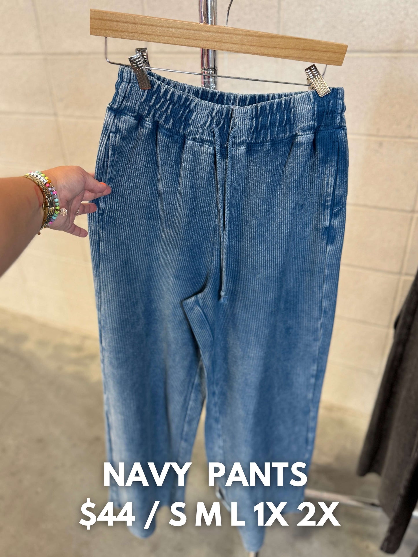LAS VEGAS LIVE MOONRYDER PULLOVERS + PANTS