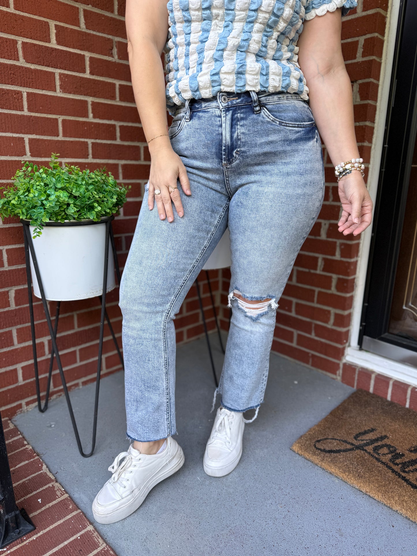 Sammy High Rise Vintage Wash Jeans