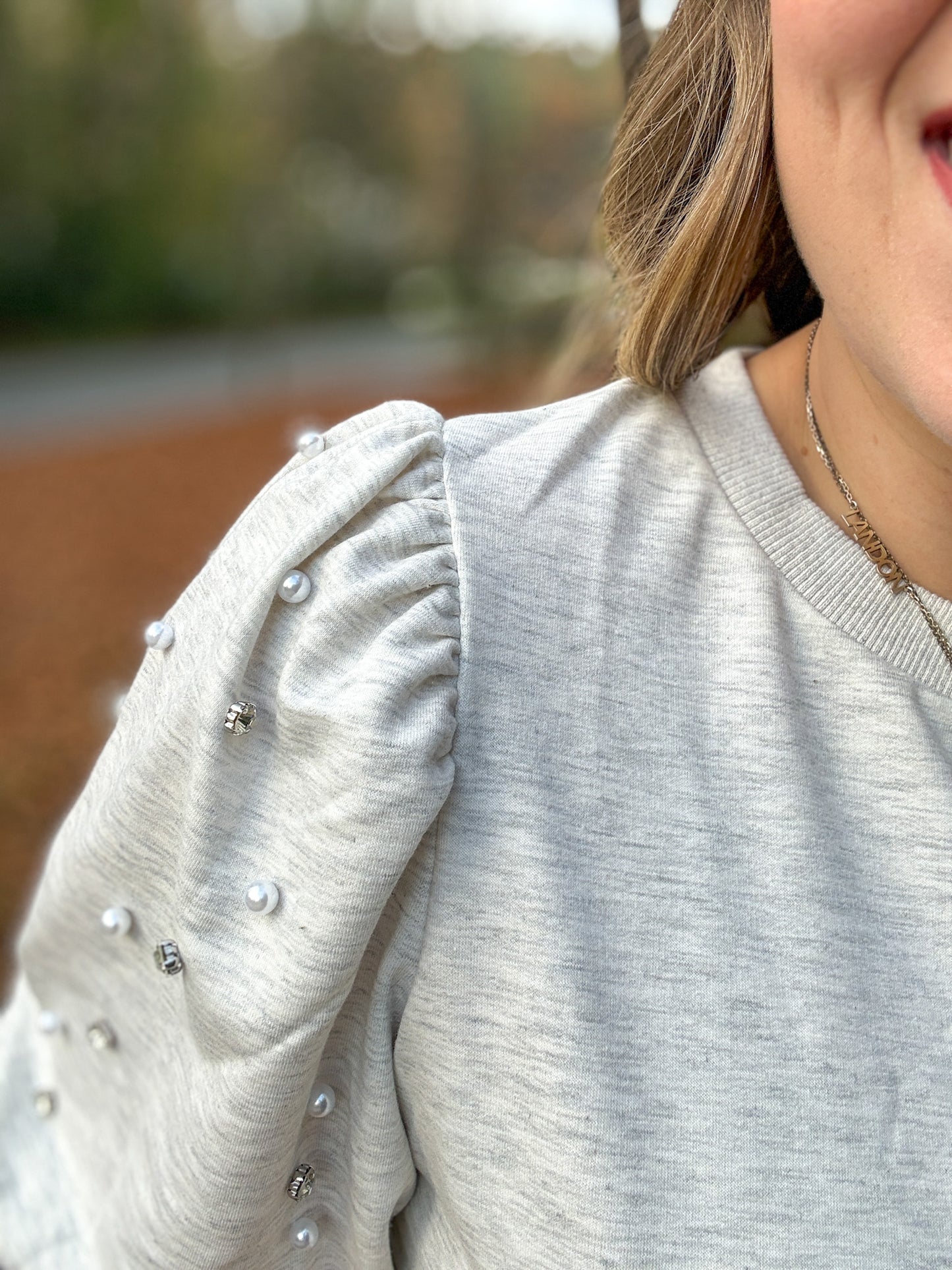 Diamonds and Pearls Puff Sleeve Top in Light Grey