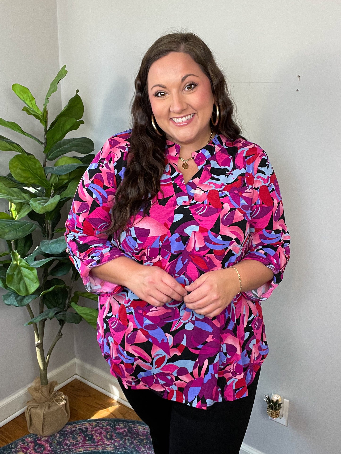 Lizzy Top in Black and Magenta Multi Floral