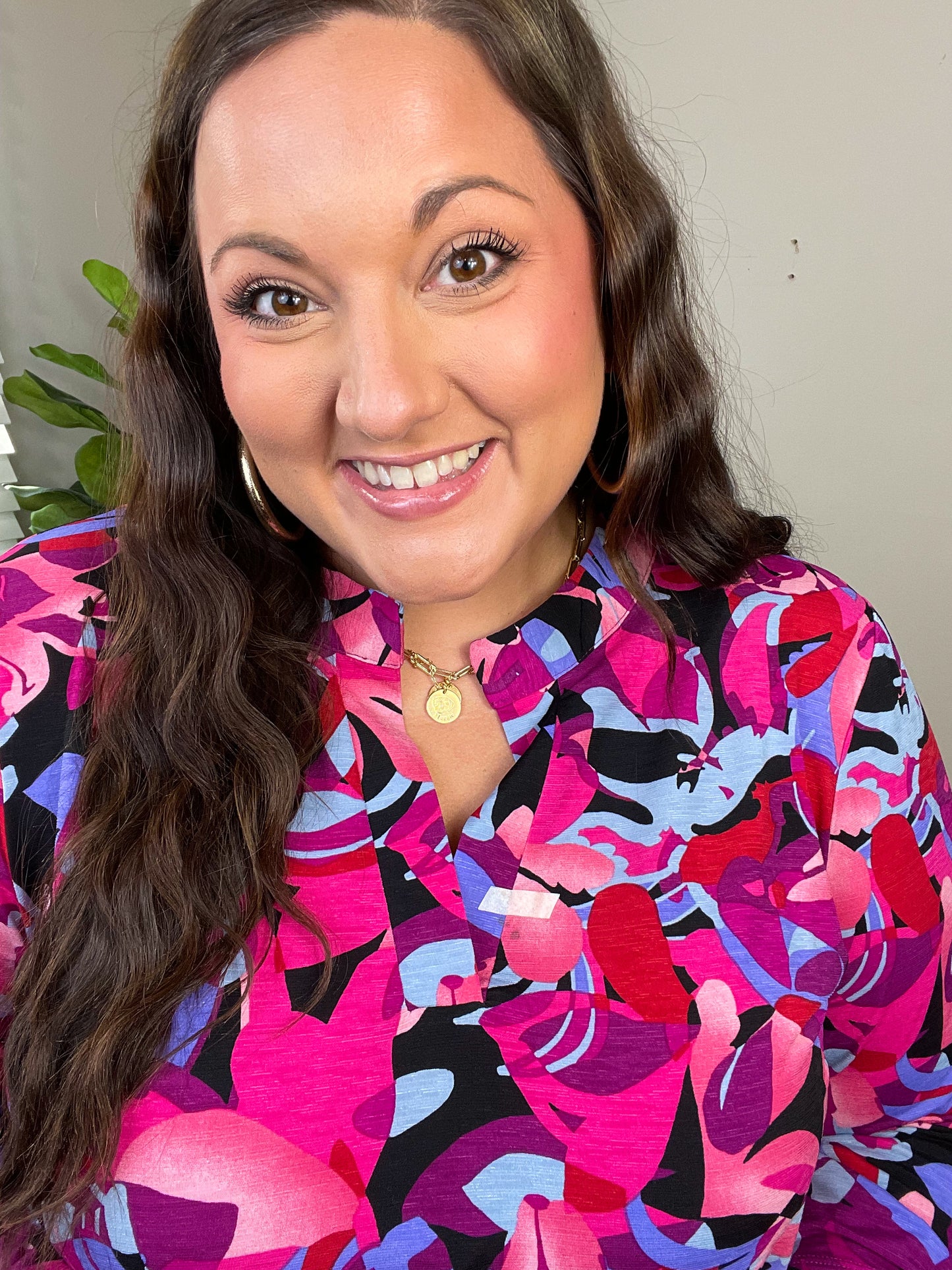 Lizzy Top in Black and Magenta Multi Floral