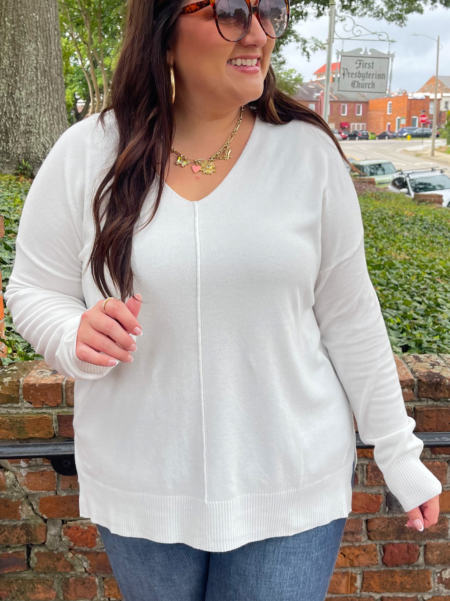 Candy V-Neck Front Seam Sweater in Ivory