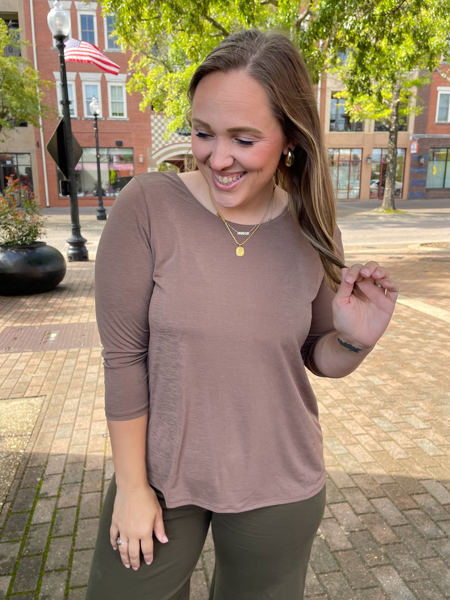 Signature Classic Round Neck Top in Mocha