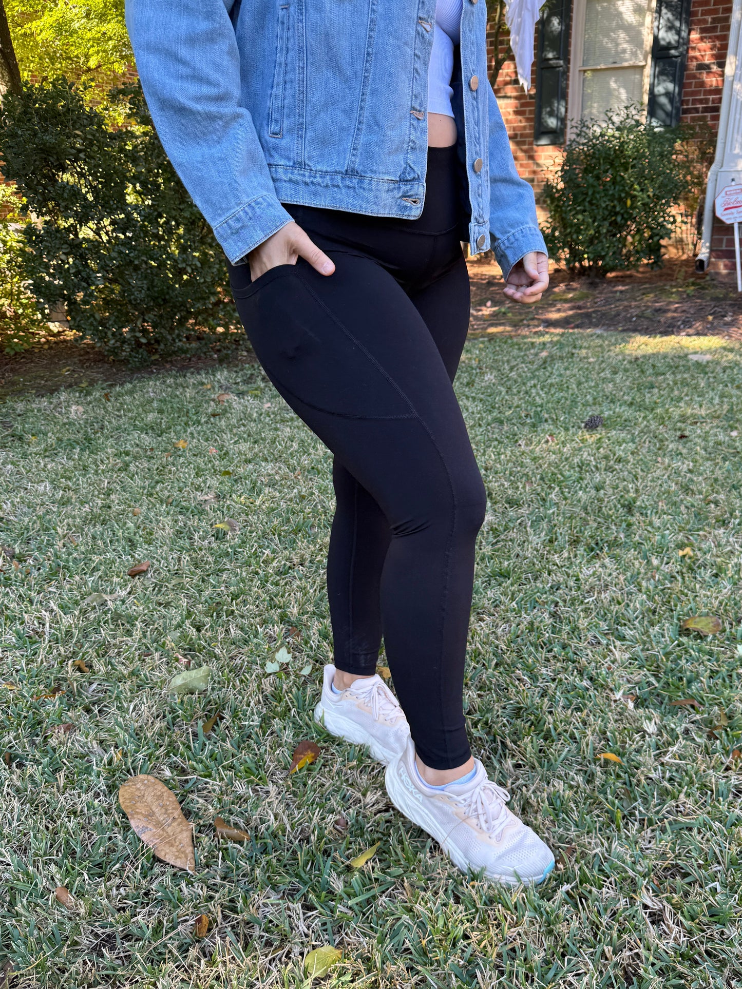 LUXE Black Pocket Leggings