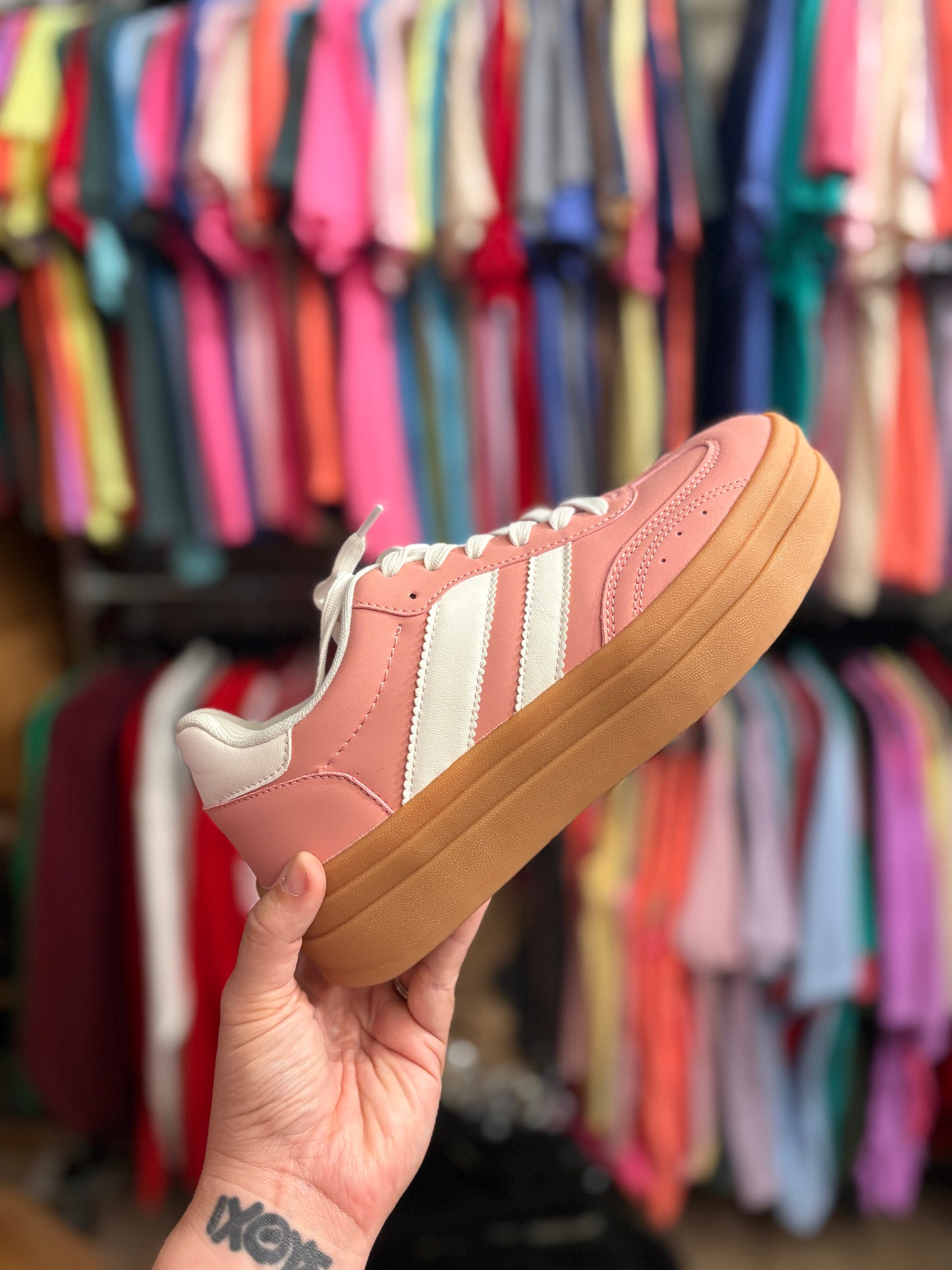 Amanda Sneakers