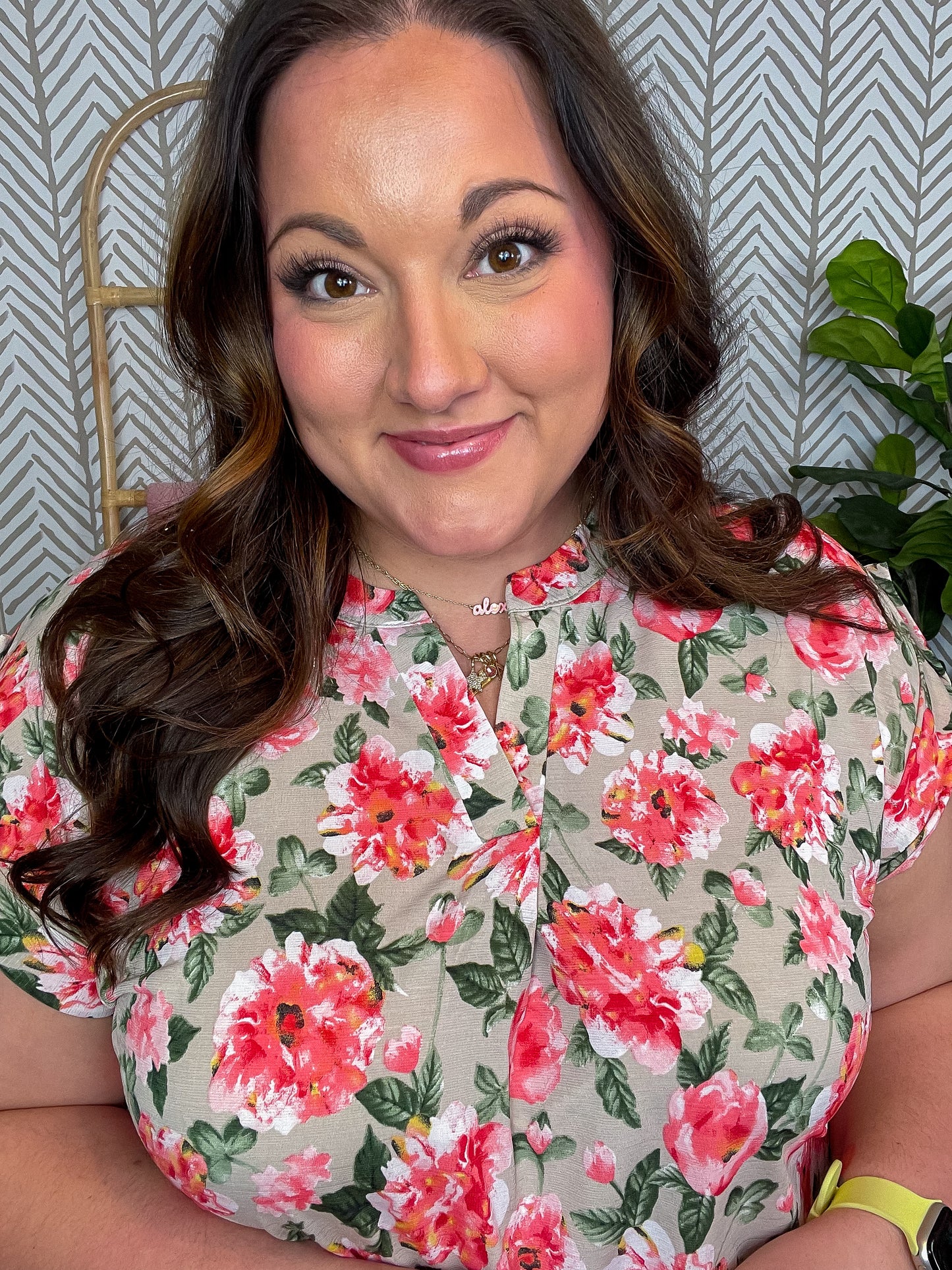 Lizzy Cap Sleeve Top in Coral and Beige Floral
