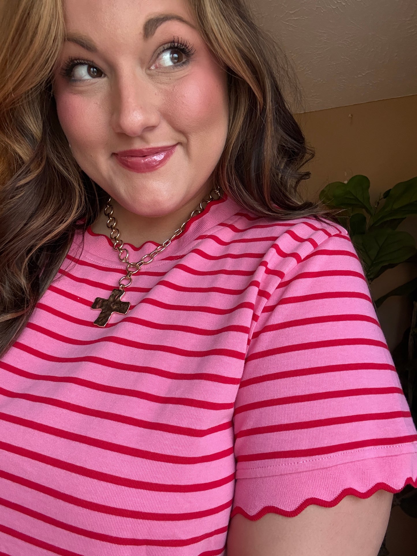 Strawberry Soda Scallop Tee