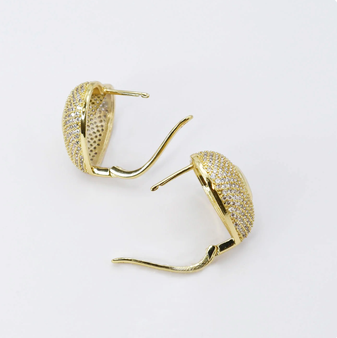 Heart to Hold Gold Earrings